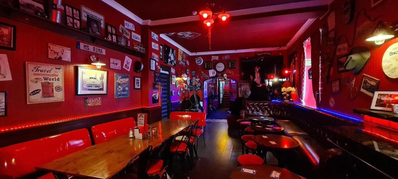 Cadillac Kustomz Hotel - Breakfast Available Rothesay Luaran gambar